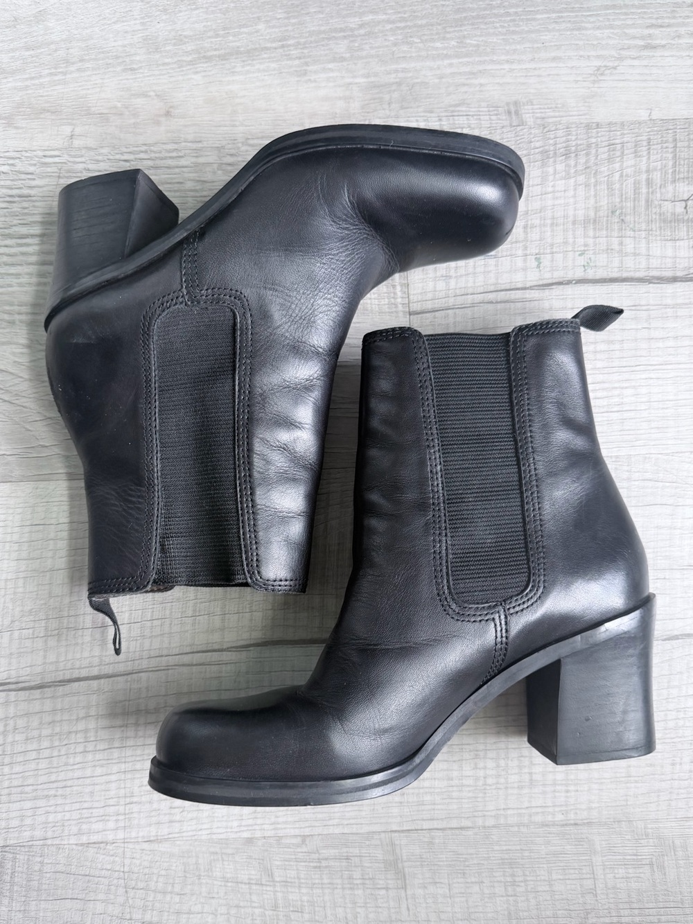 Nine West Black Leather Chelsea Block Heel Ankle Boots